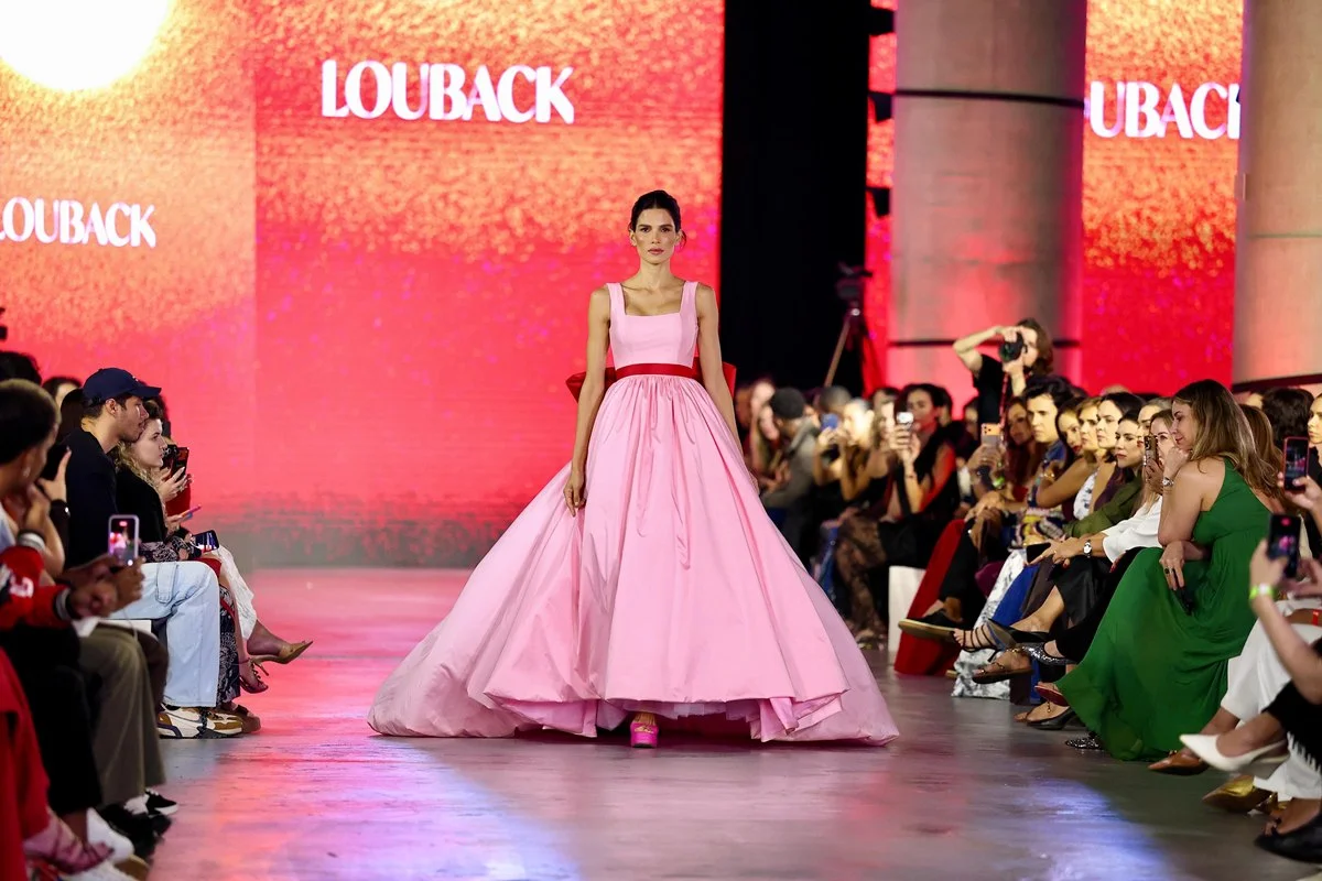 Com Raica Oliveira, 2º dia de Metrópoles Catwalk une moda e arte interativa