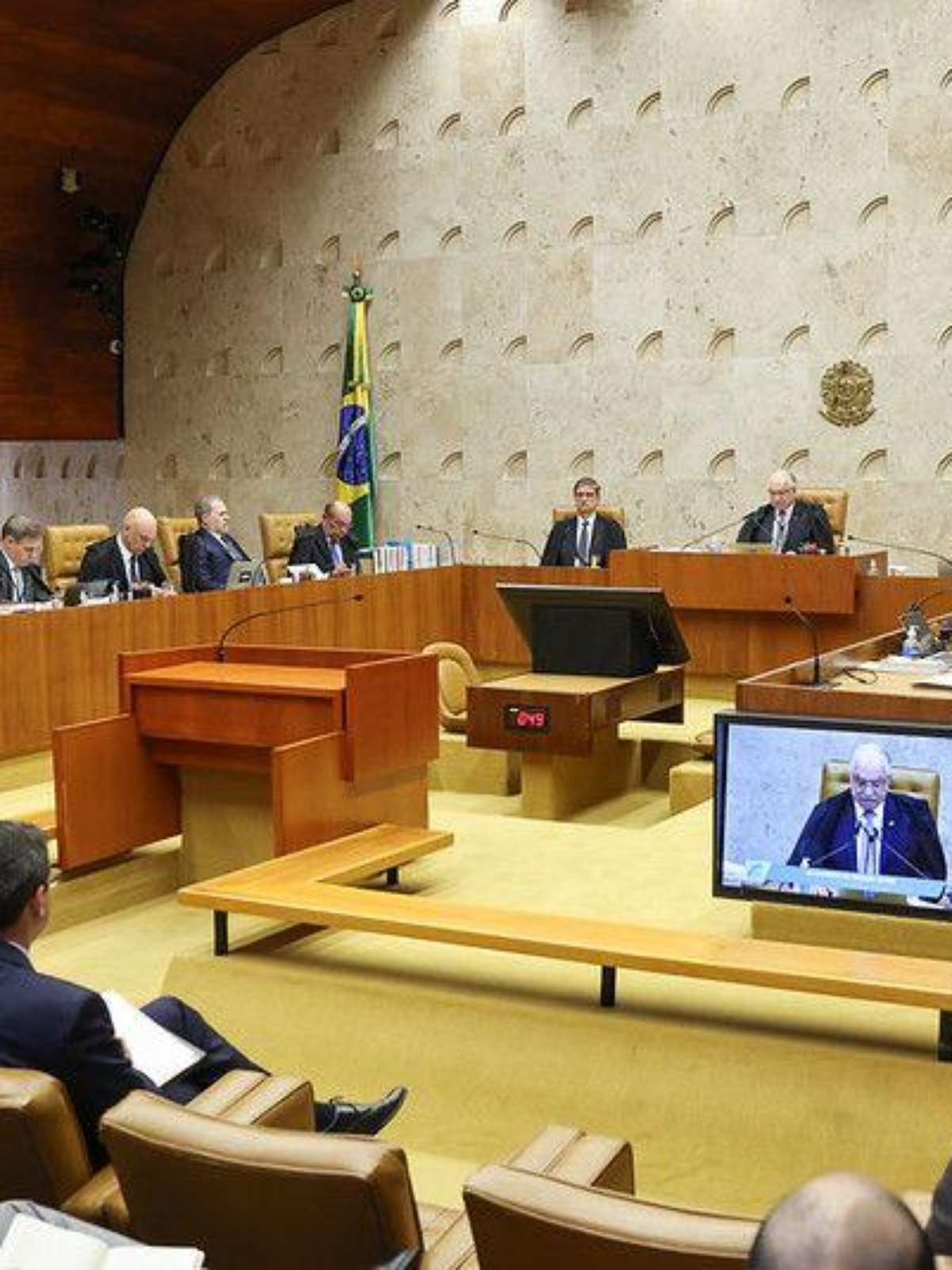 Como foi o papel de cada ministro em sessão tensa e inédita no STF