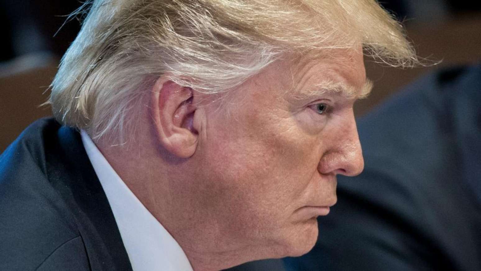 Trump elevou hostilidade com a imprensa da Casa Branca ap&oacute;s uma semana de reveses, analisa correspondente da BBC