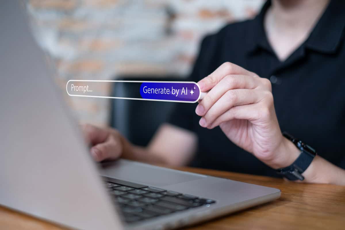 Pessoa usando inovação de software de IA generativa inteligência artificial