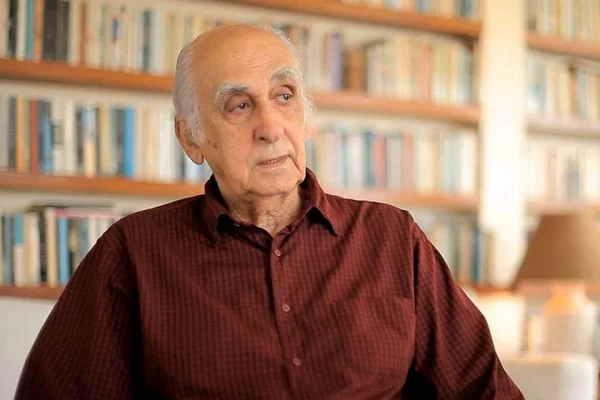 Jornalista Zuenir Ventura, imortal da ABL, morre aos 95 anos