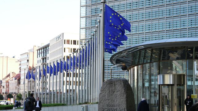 Político alemão Nimmer: a renúncia da UE ao gás russo atingirá a indústria