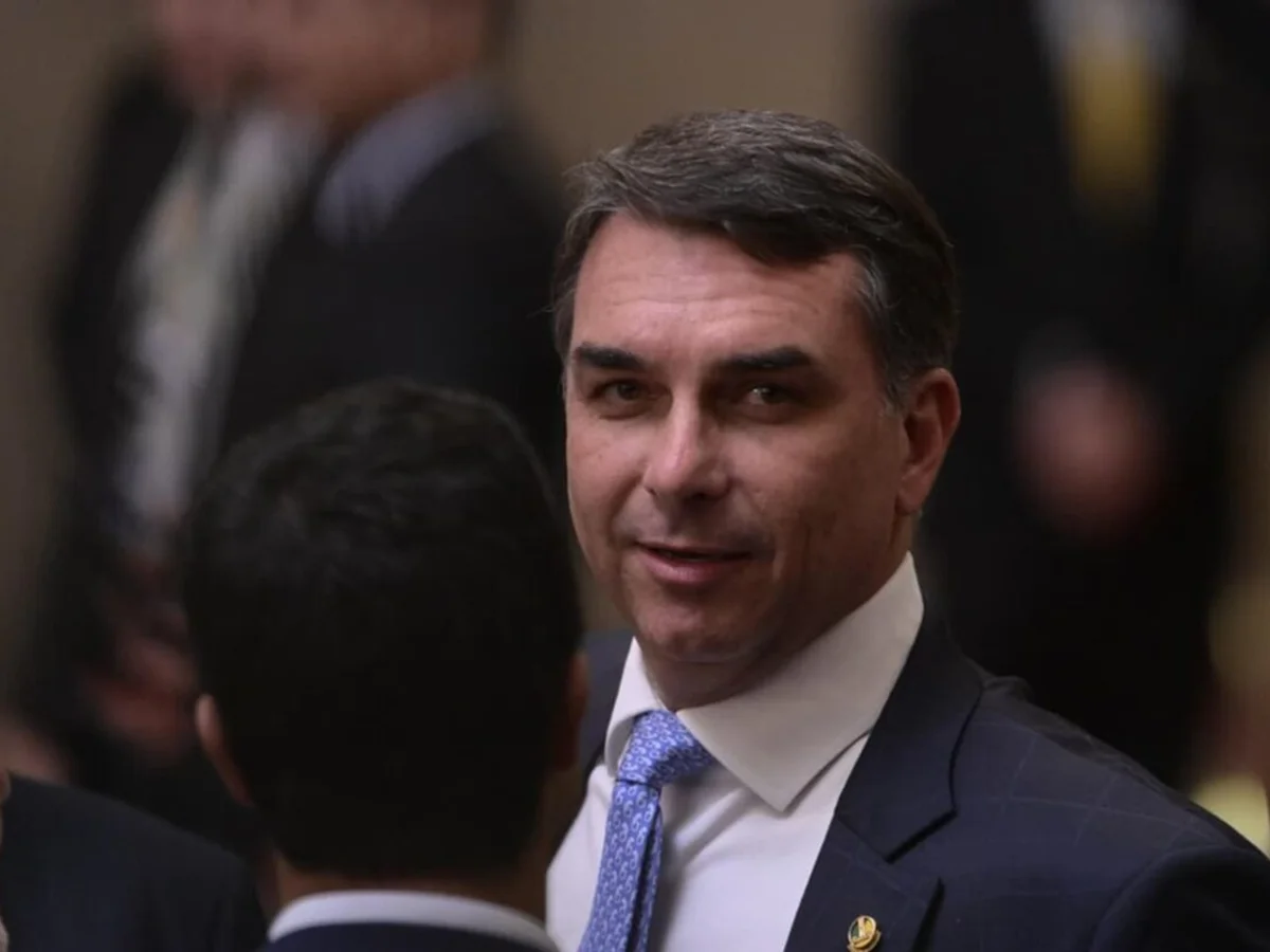 Flávio nega ter autorizado ação de aliado contra reajuste do Bolsa Família