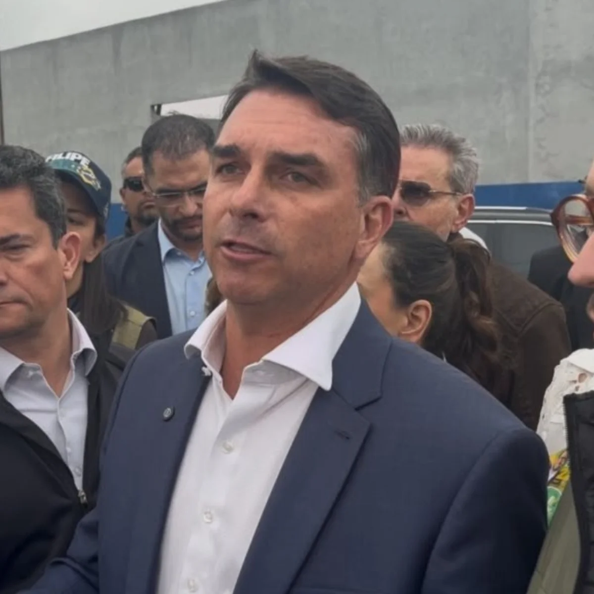 BTG/Nexus: com 50%, Flávio Bolsonaro é mais rejeitado que Lula, que tem 48%