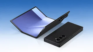 Agora que iPhone dobra em 2, Samsung prepara novo celular que dobra em 3