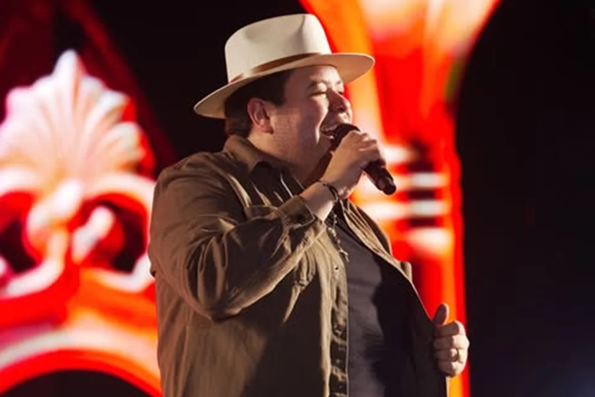 Rey Vaqueiro cancela shows após acidente com avião no RN