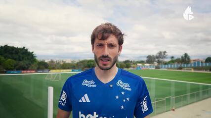 Viña faz primeiro treino no Cruzeiro