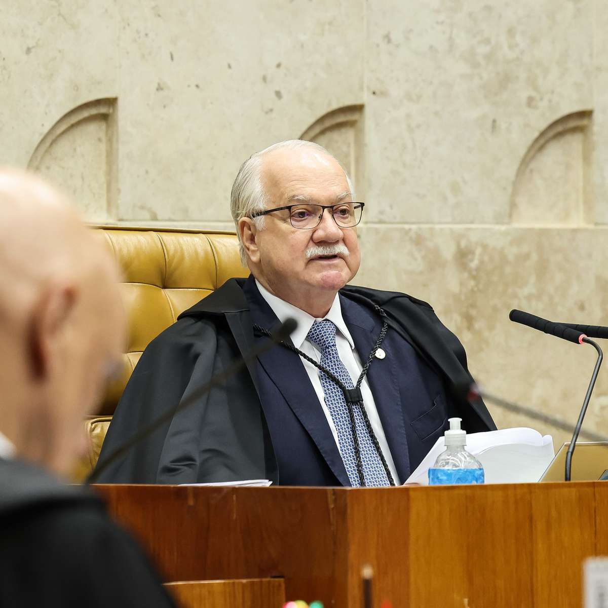 Análise: Fachin 'enfatiza que os ministros estão temporariamente na Corte e não se confundem com a própria instituição'