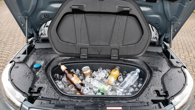"Truque" para gelar bebida em carros elétricos viraliza, mas pode custar caro