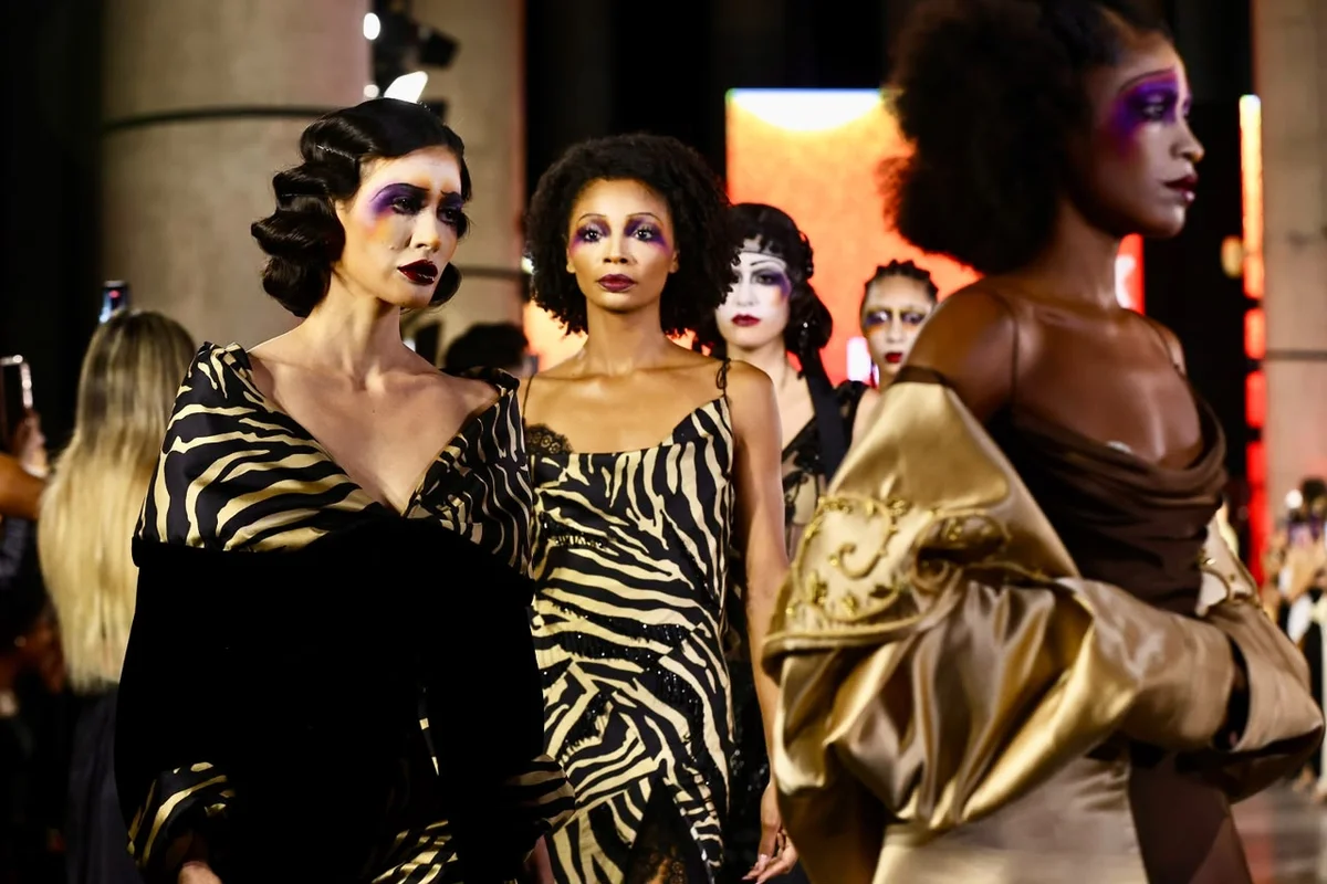Reptilia, George Azevedo e Rostand celebram a moda no Metrópoles Catwalk