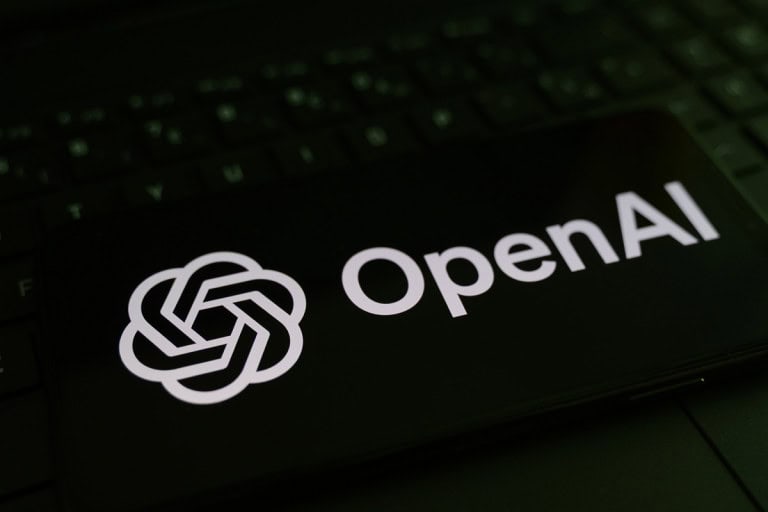 Pesquisadores usam Claude para invadir OpenAI e acessar sistema de código interno da empresa