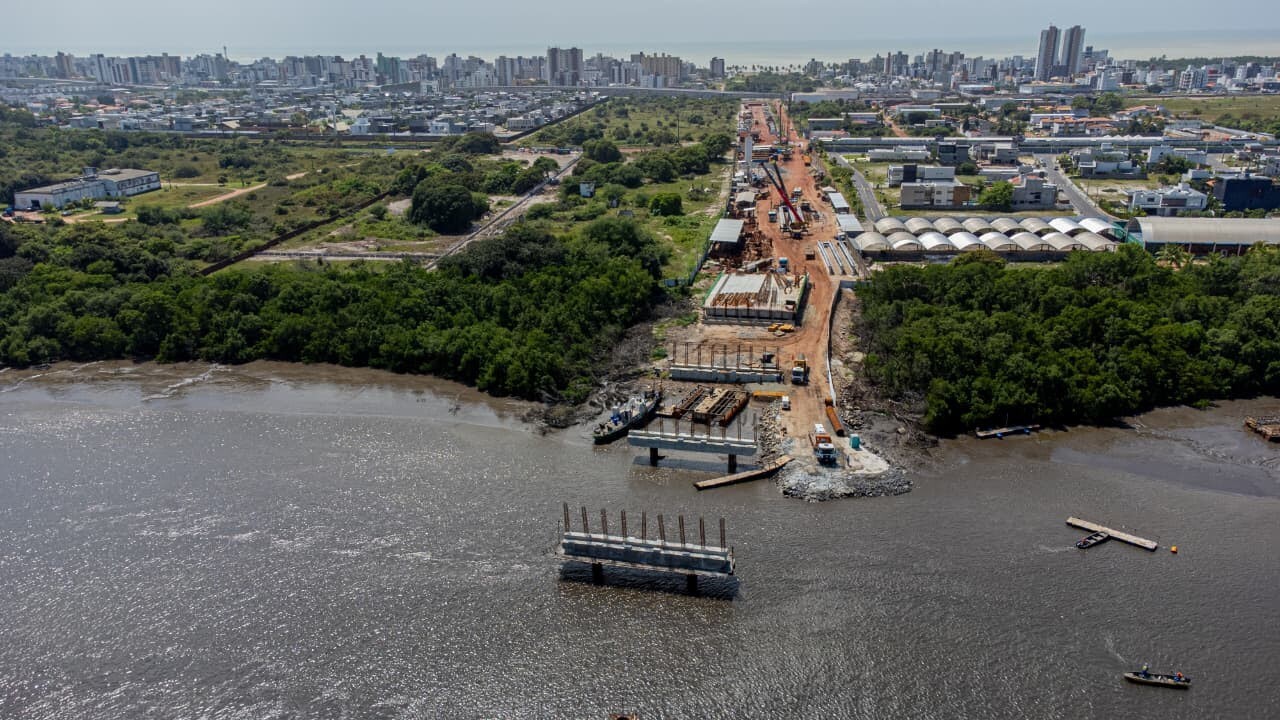 Urgente: Corpo de Bombeiros é acionado para possível desabamento na Ponte do Futuro