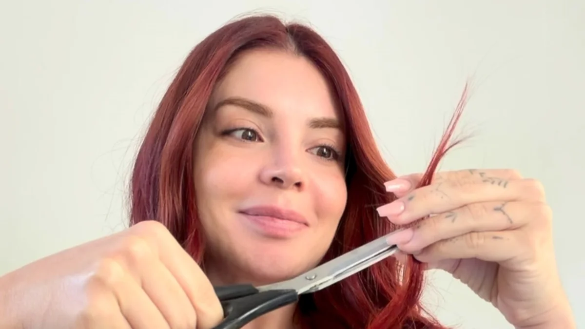 Gkay fala de tratamento contra depressão após vídeo chamar atenção de fãs
