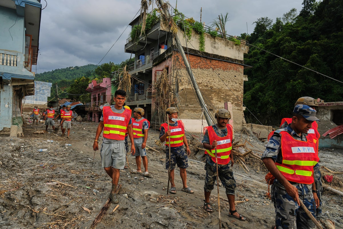 Enchentes no Nepal: número de desaparecidos sobe para 6.150