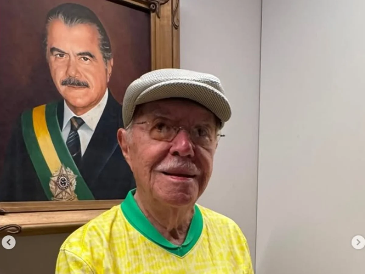 Após tratar pneumonia, ex-presidente José Sarney tem alta hospitalar