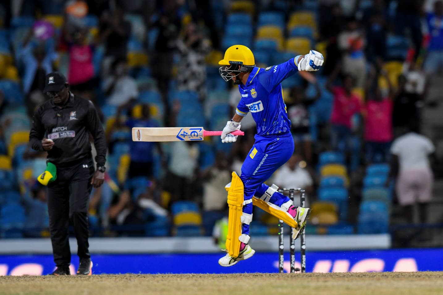 Powell lamenta receber críticas por falhas enquanto os Kingsmen caem diante dos Tridents