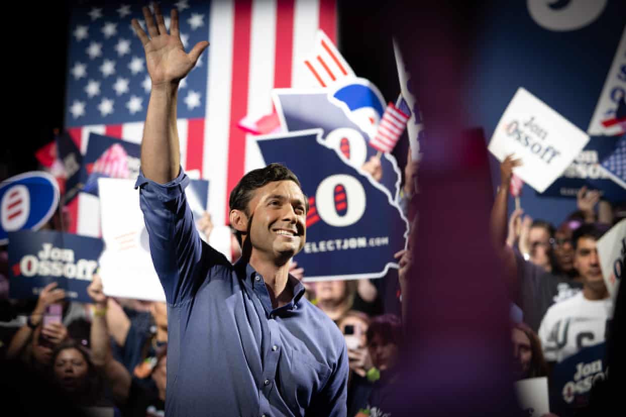 O 'ângulo Ossoff': o senador versado em mídia empresta de Obama enquanto as especulações sobre 2028 ganham força