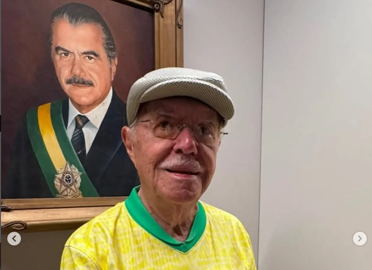 Após tratar pneumonia, ex-presidente José Sarney tem alta hospitalar
