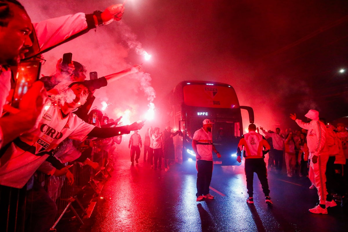 São Paulo erra estratégia, vê Boca dominar com empate no MorumBis e está fora da Sul-Americana