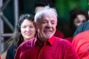 Lula reajusta Bolsa Família com aceno a grupo onde houve queda de apoio