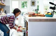 Tendência gastronômica coreana, kimchi beneficia o intestino; faça em casa