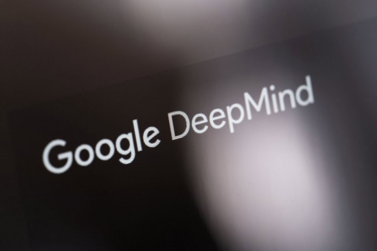 Ex-pesquisadores da Google DeepMind criam startup de inteligência artificial avaliada em R$ 19,1 bilhões