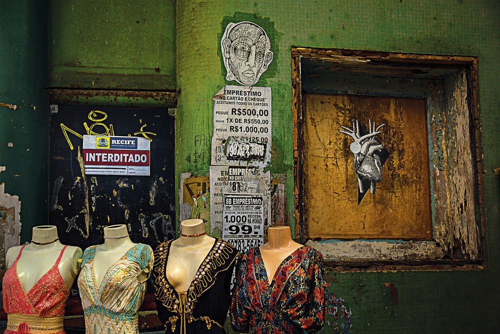 Bilheteria abandonada do Cine Art Palácio (Recife-PE) — Foto: Divulgação/Sergio Poroger