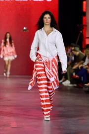 Imagem da matéria: Reptilia, George Azevedo e Rostand celebram a moda no Metrópoles Catwalk