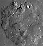 Nova IA da NASA usa 2 milhões de imagens para achar água na Lua