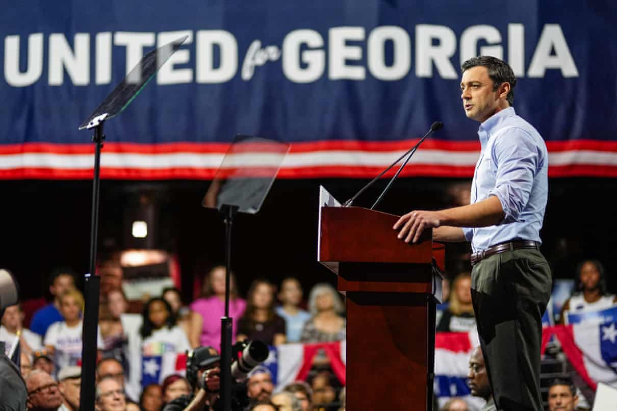 O 'ângulo Ossoff': o senador versado em mídia empresta de Obama enquanto as especulações sobre 2028 ganham força