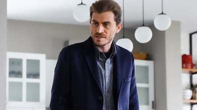 Volkan tenta se reaproximar de Asya em Iludida e confessa: ‘Às vezes sonho com você’