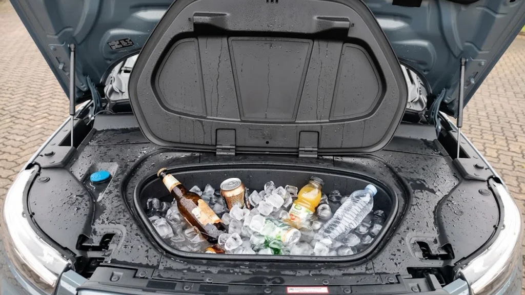 "Truque" para gelar bebida em carros elétricos viraliza, mas pode custar caro