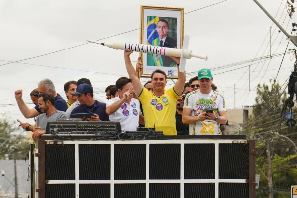 Flávio reforça agenda no Sudeste antes do 1º turno após passar por Nordeste